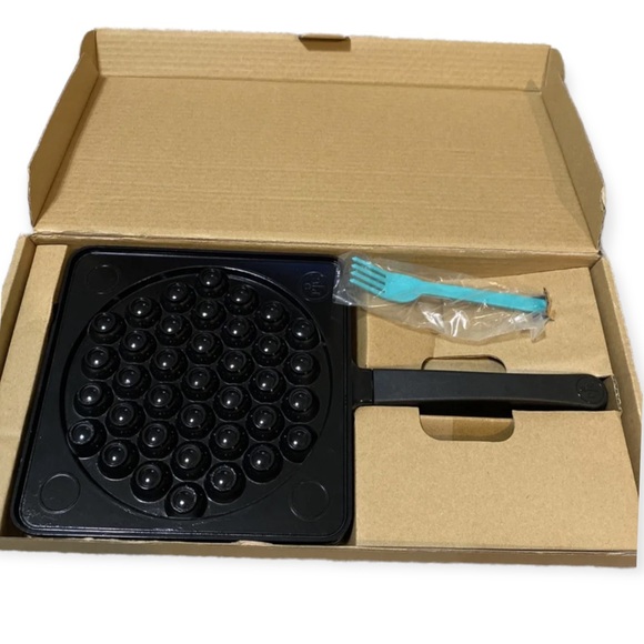 Pampered Chef Waffle Puff Pan Maker New In Box 100080 - Picture 1 of 3